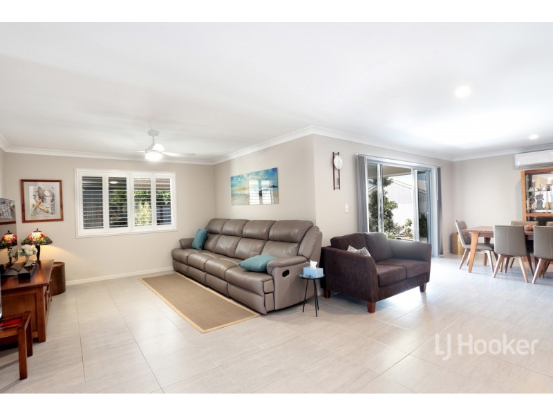 32 Herring Street, Bongaree QLD 4507