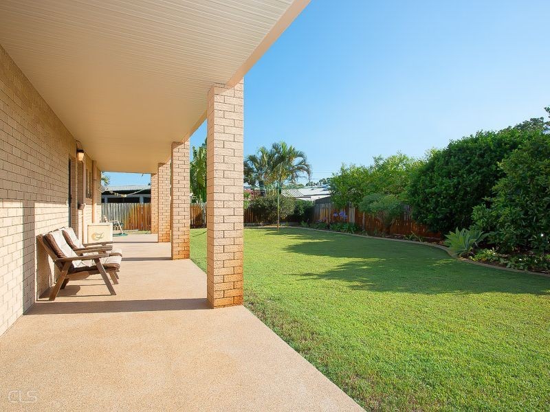 42 Brookes Crescent, Bribie Island QLD 4507