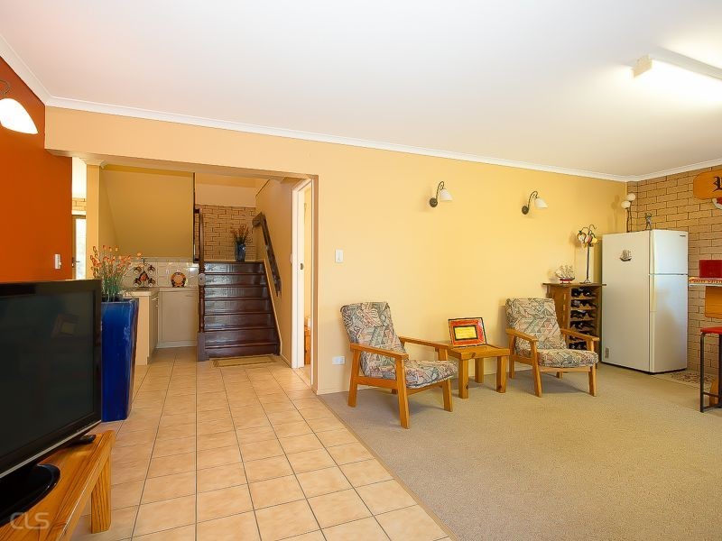 42 Brookes Crescent, Bribie Island QLD 4507