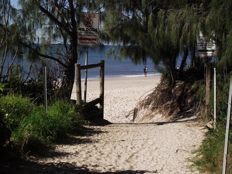 42 Brookes Crescent, Bribie Island QLD 4507