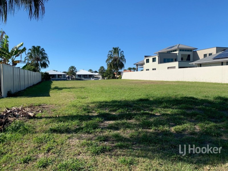 24 North Point, Banksia Beach QLD 4507