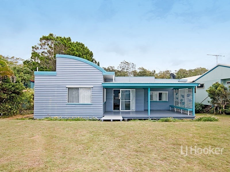 83 Bishop Road, Beachmere QLD 4510
