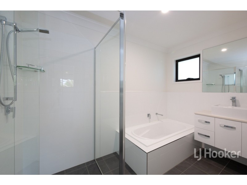 Unit 3/45 North Street, Woorim QLD 4507