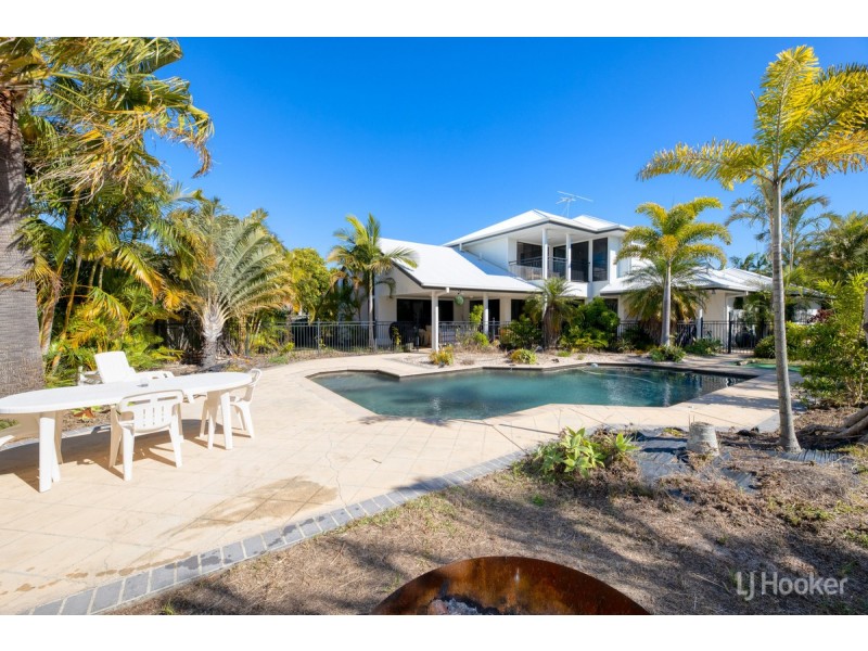 5 Seaside Drive, Banksia Beach QLD 4507