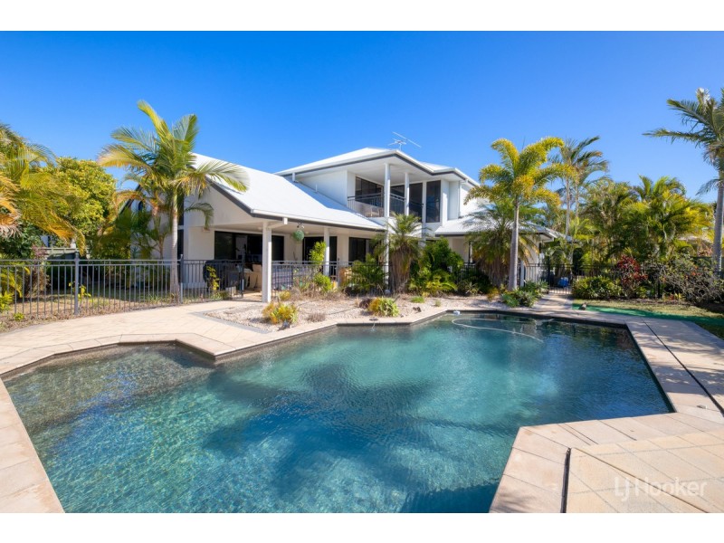 5 Seaside Drive, Banksia Beach QLD 4507