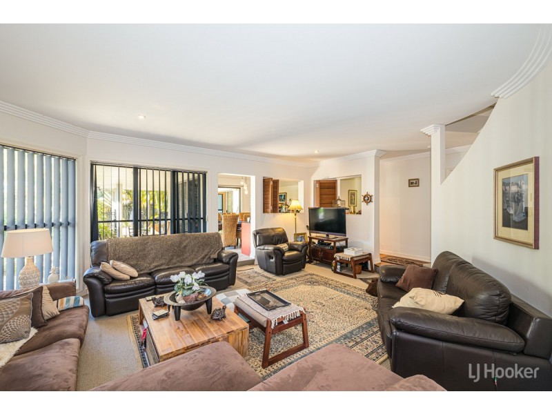 5 Seaside Drive, Banksia Beach QLD 4507