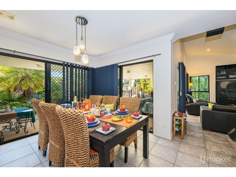 5 Seaside Drive, Banksia Beach QLD 4507