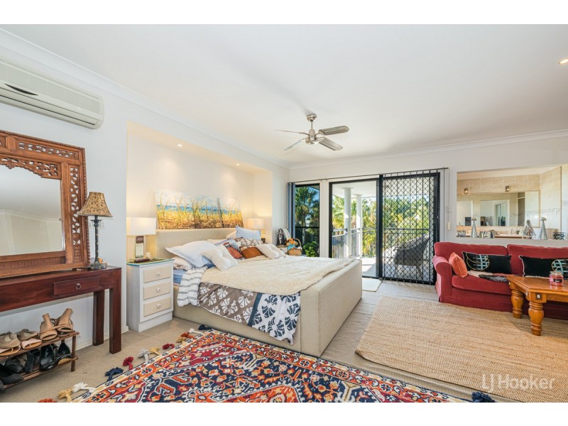 5 Seaside Drive, Banksia Beach QLD 4507