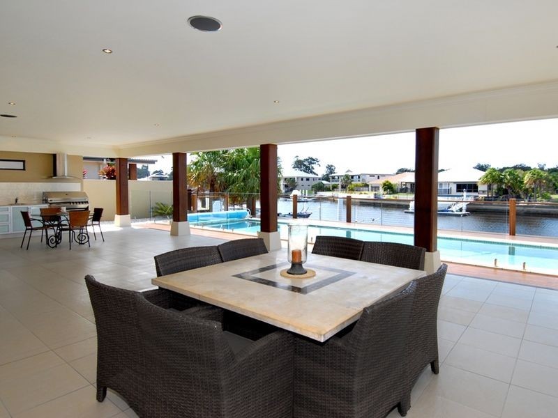 20 Raptor Parade, Banksia Beach QLD 4507