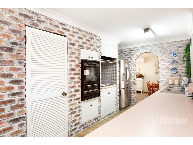 17 Allamanda Drive, Bongaree QLD 4507