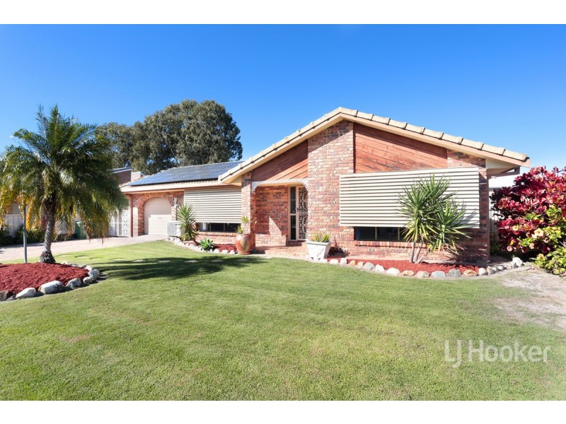 17 Allamanda Drive, Bongaree QLD 4507
