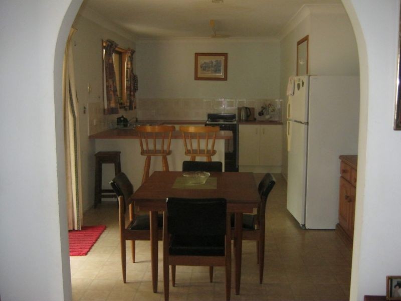 13 Ranald Avenue, Ningi QLD 4511