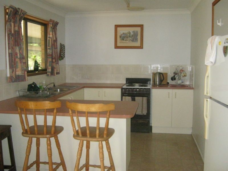 13 Ranald Avenue, Ningi QLD 4511