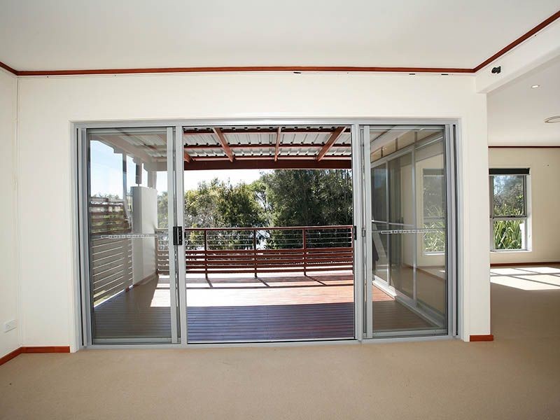 Sandstone Point QLD 4511