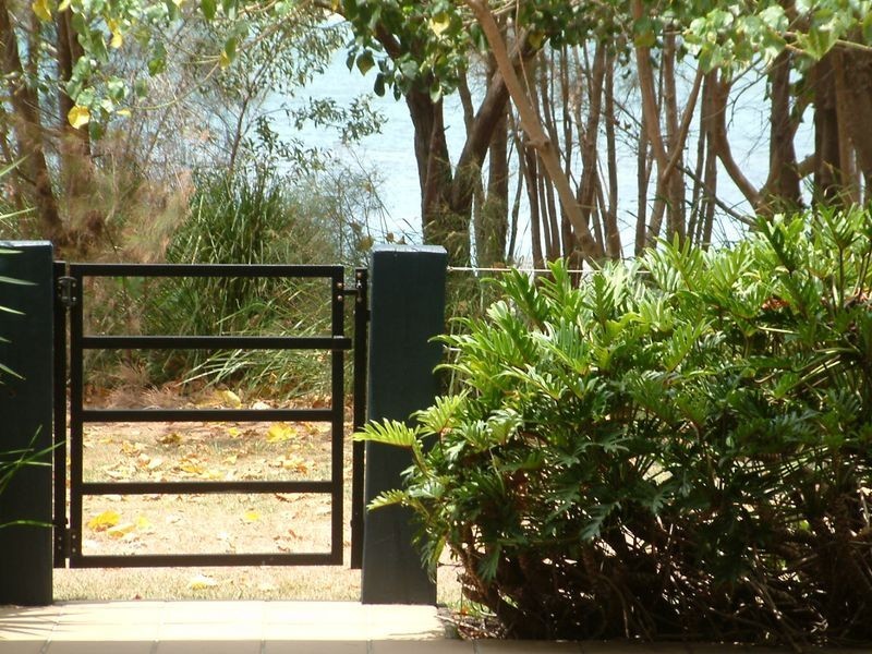 Sandstone Point QLD 4511