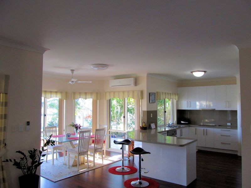 2 Skysail Court, Banksia Beach QLD 4507