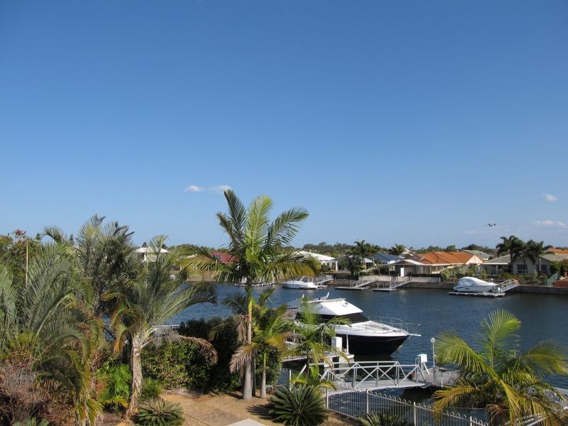 2 Skysail Court, Banksia Beach QLD 4507