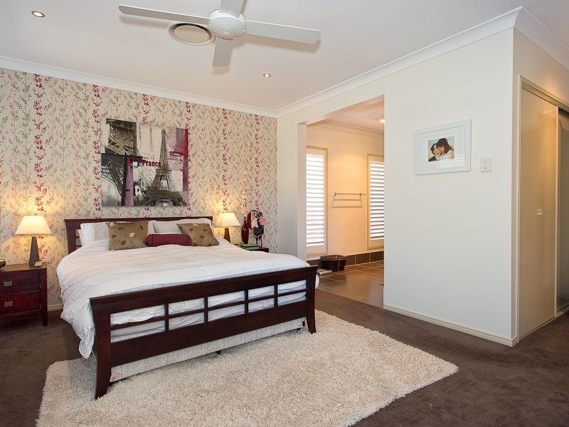 71 Sandheath Pl, Ningi QLD 4511