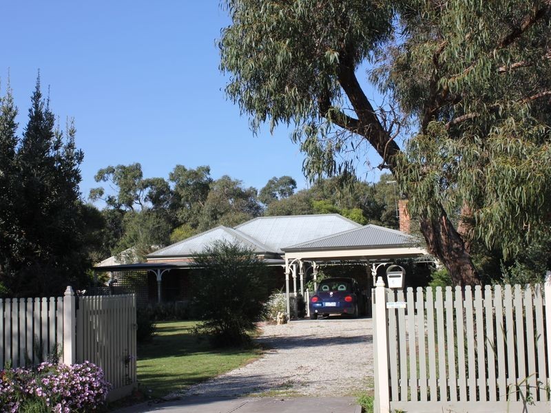 6 Derham Street, Pearcedale VIC 3912