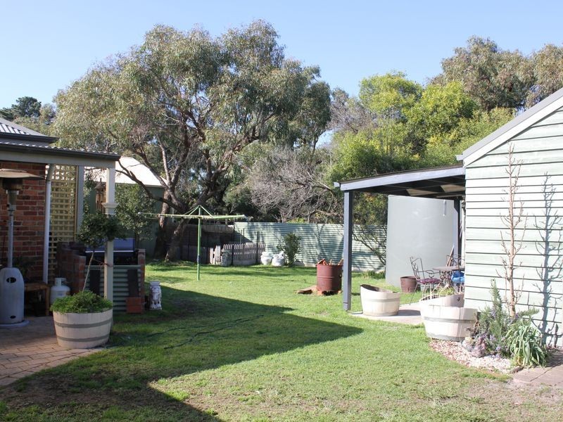 6 Derham Street, Pearcedale VIC 3912