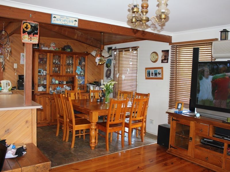 2 Lillian Street, Cranbourne VIC 3977