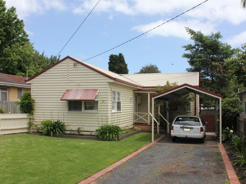 37 Leonard Street, Frankston VIC 3199