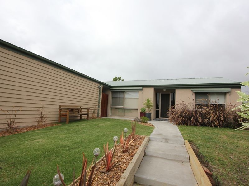 29 Clarendon Drive, Somerville VIC 3912