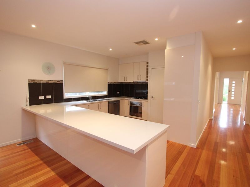 18 Dominic Mews, Somerville VIC 3912