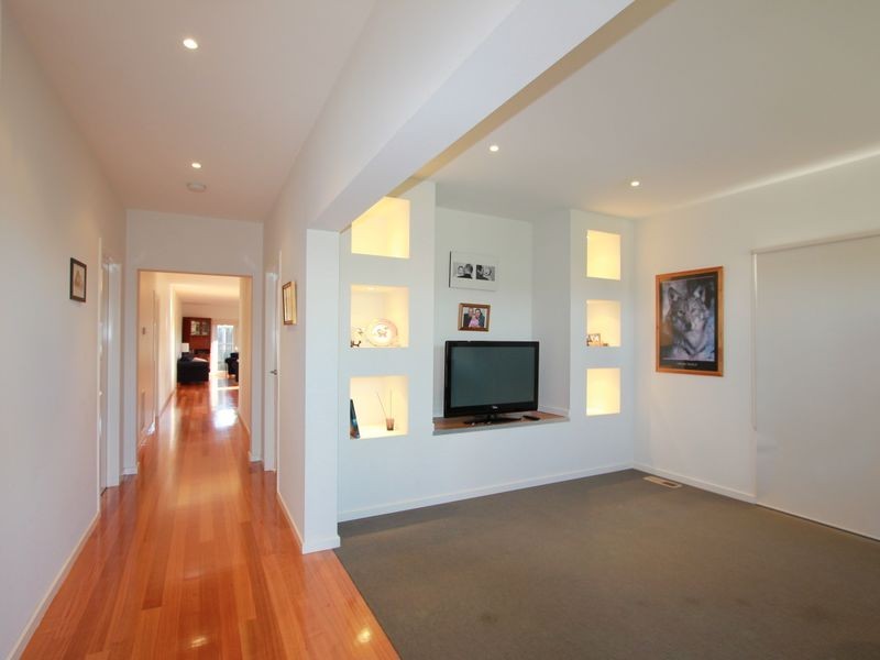 18 Dominic Mews, Somerville VIC 3912