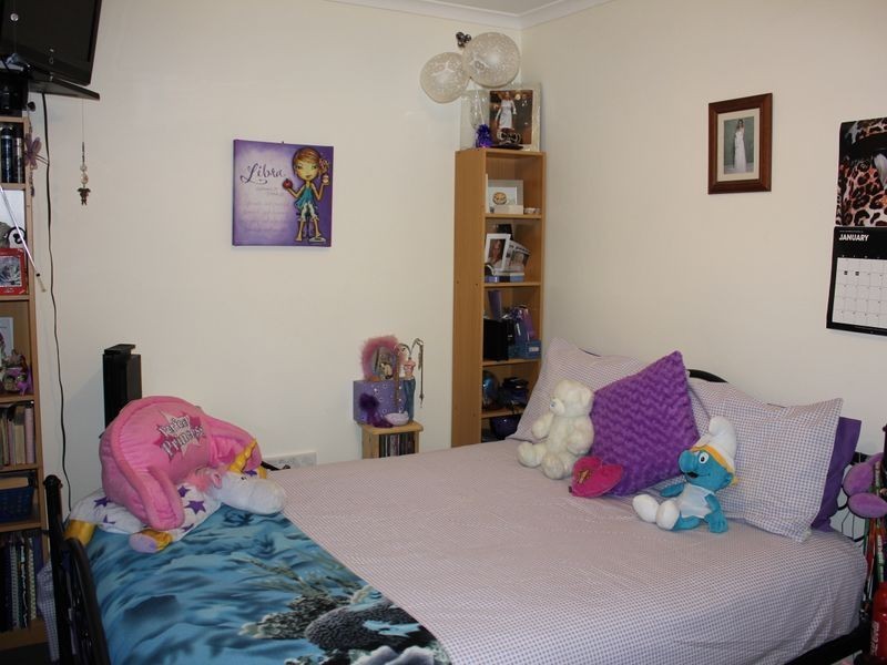 18 Elcan Avenue, Cranbourne VIC 3977