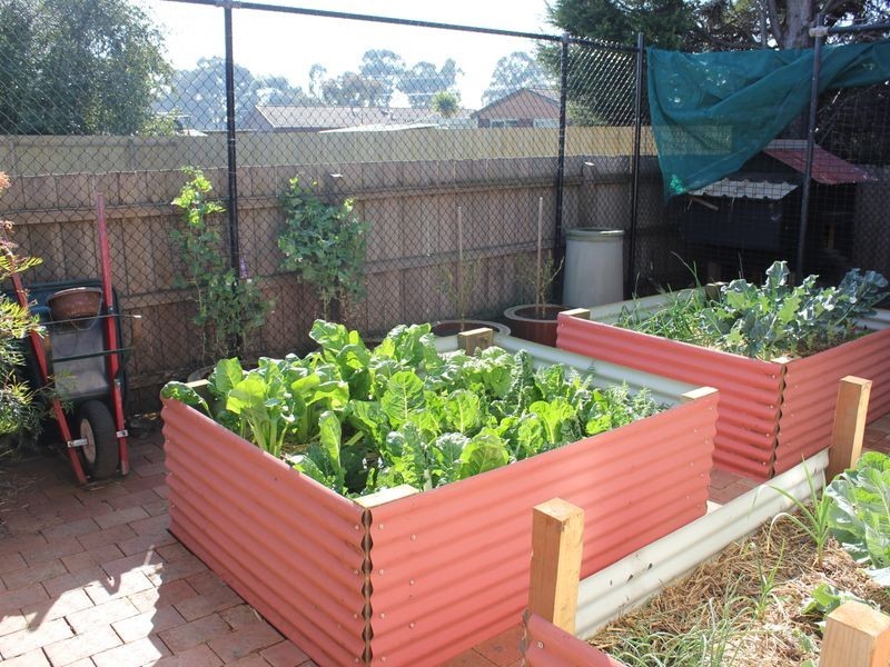 18 Elcan Avenue, Cranbourne VIC 3977