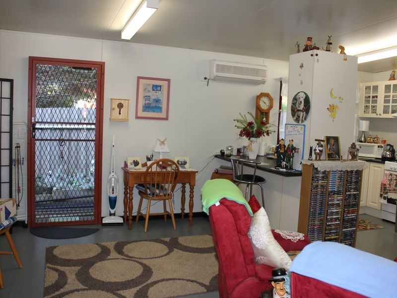 18 Elcan Avenue, Cranbourne VIC 3977