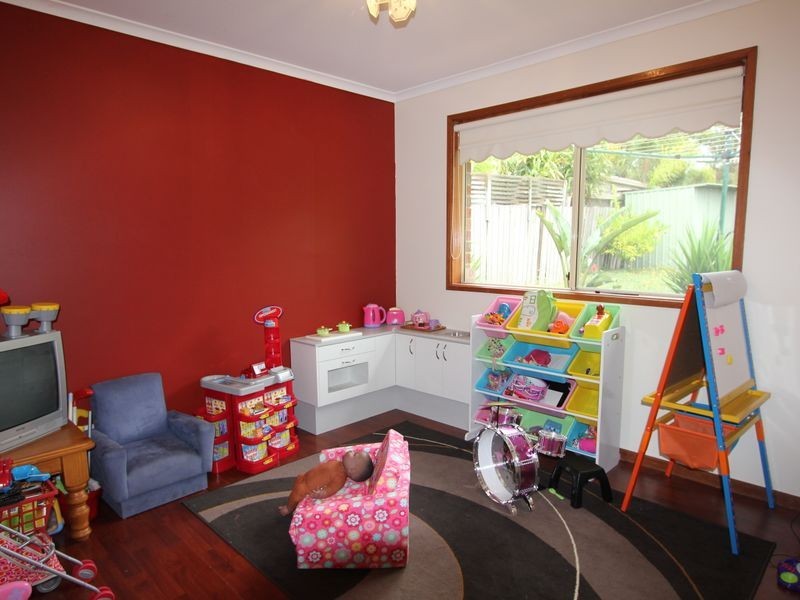 35 Deanswood Drive, Somerville VIC 3912