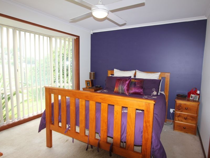 35 Deanswood Drive, Somerville VIC 3912