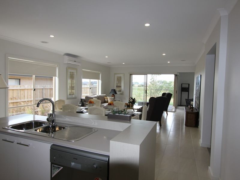 Lot 325 Alisma Boulevard, Cranbourne North VIC 3977