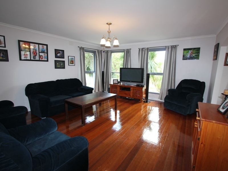 22 Sullivan Drive, Somerville VIC 3912