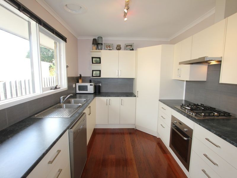 22 Sullivan Drive, Somerville VIC 3912