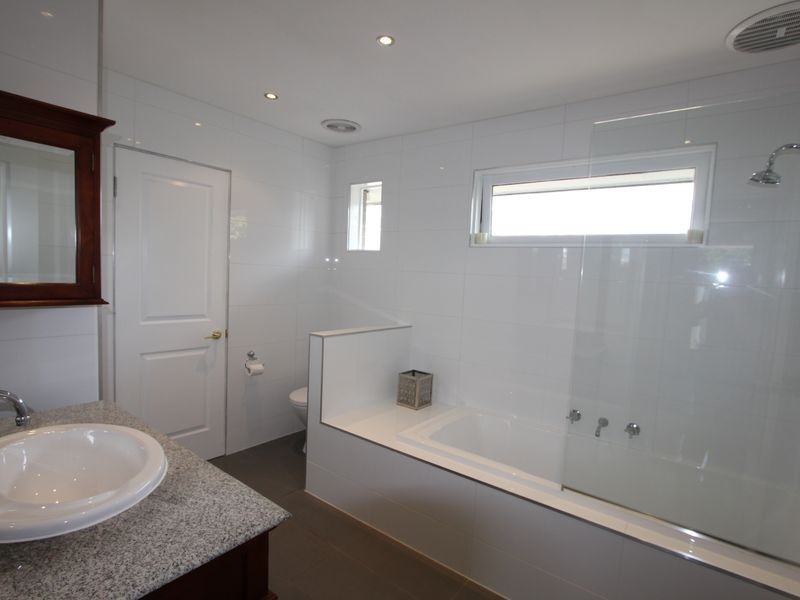 22 Sullivan Drive, Somerville VIC 3912