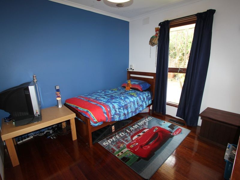 22 Sullivan Drive, Somerville VIC 3912