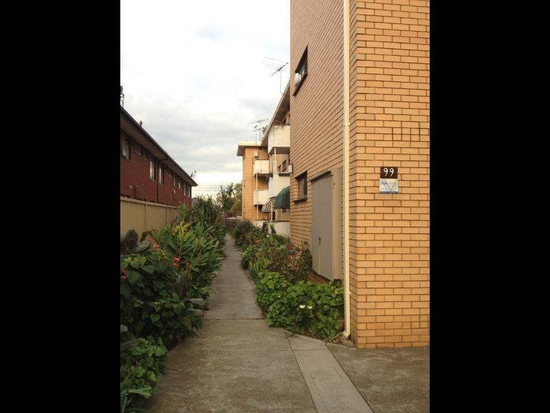 15/99 Cowper Street, Footscray VIC 3011