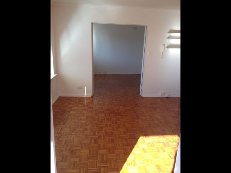 4/11 Nicholson Street, Footscray VIC 3011