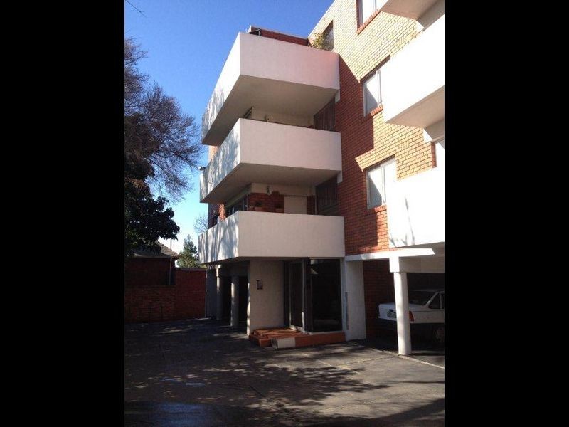 4/11 Nicholson Street, Footscray VIC 3011