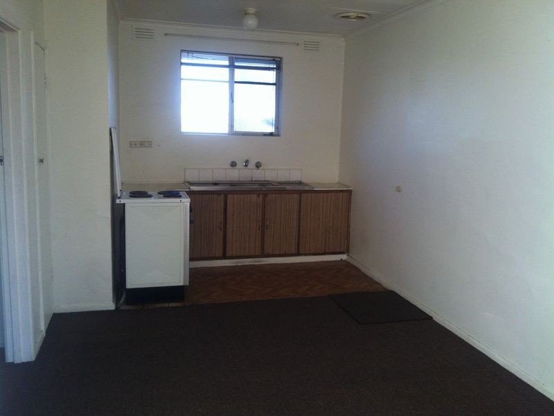 27/181 Geelong Road, Footscray VIC 3011