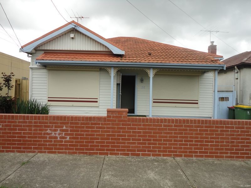 38 Robbs Street, West Footscray VIC 3012