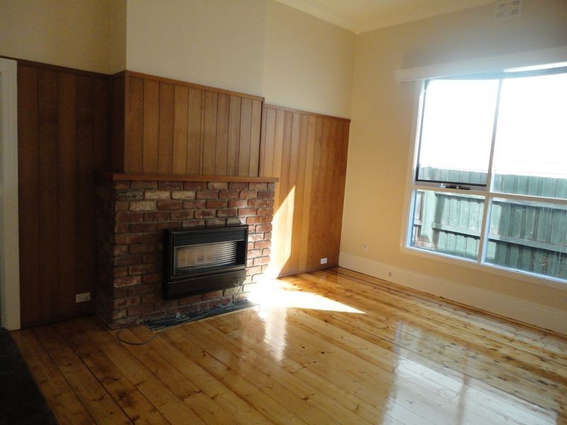 112 Macpherson St, Footscray VIC 3011