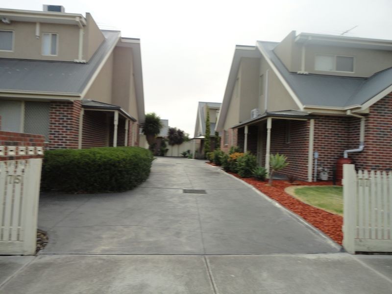 4/75-77 Darnley Street, Braybrook VIC 3019