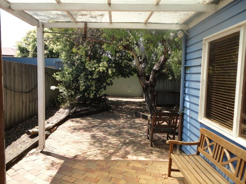 39 Williamstown Road, Seddon VIC 3011