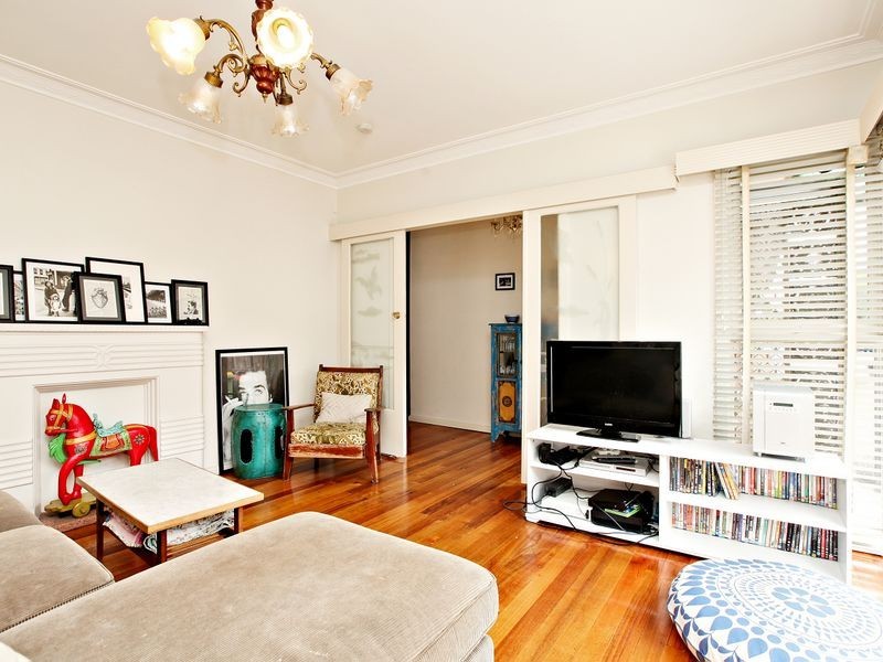 27 Latrobe Street, Footscray VIC 3011