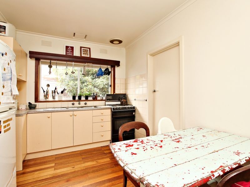 27 Latrobe Street, Footscray VIC 3011