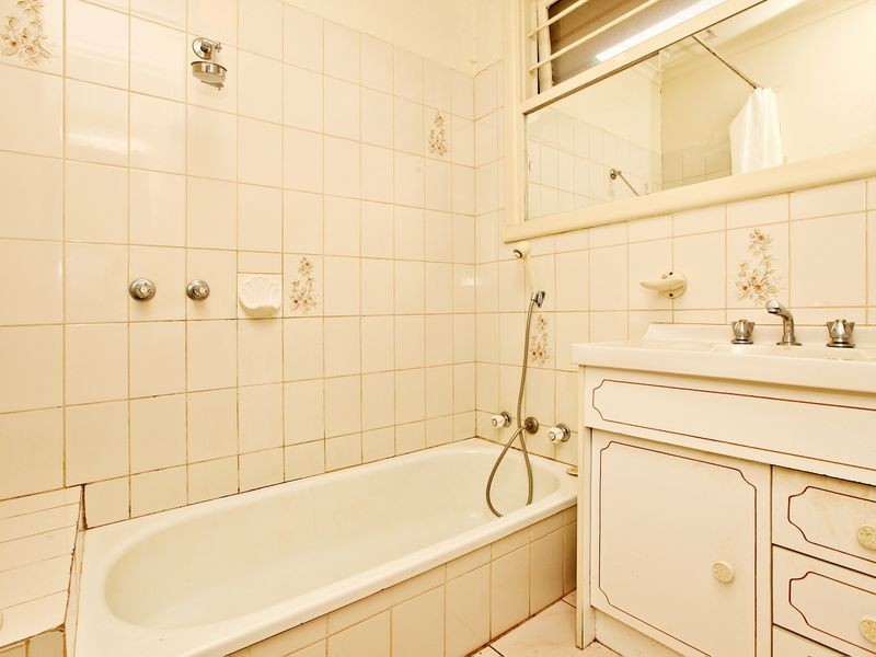 27 Latrobe Street, Footscray VIC 3011